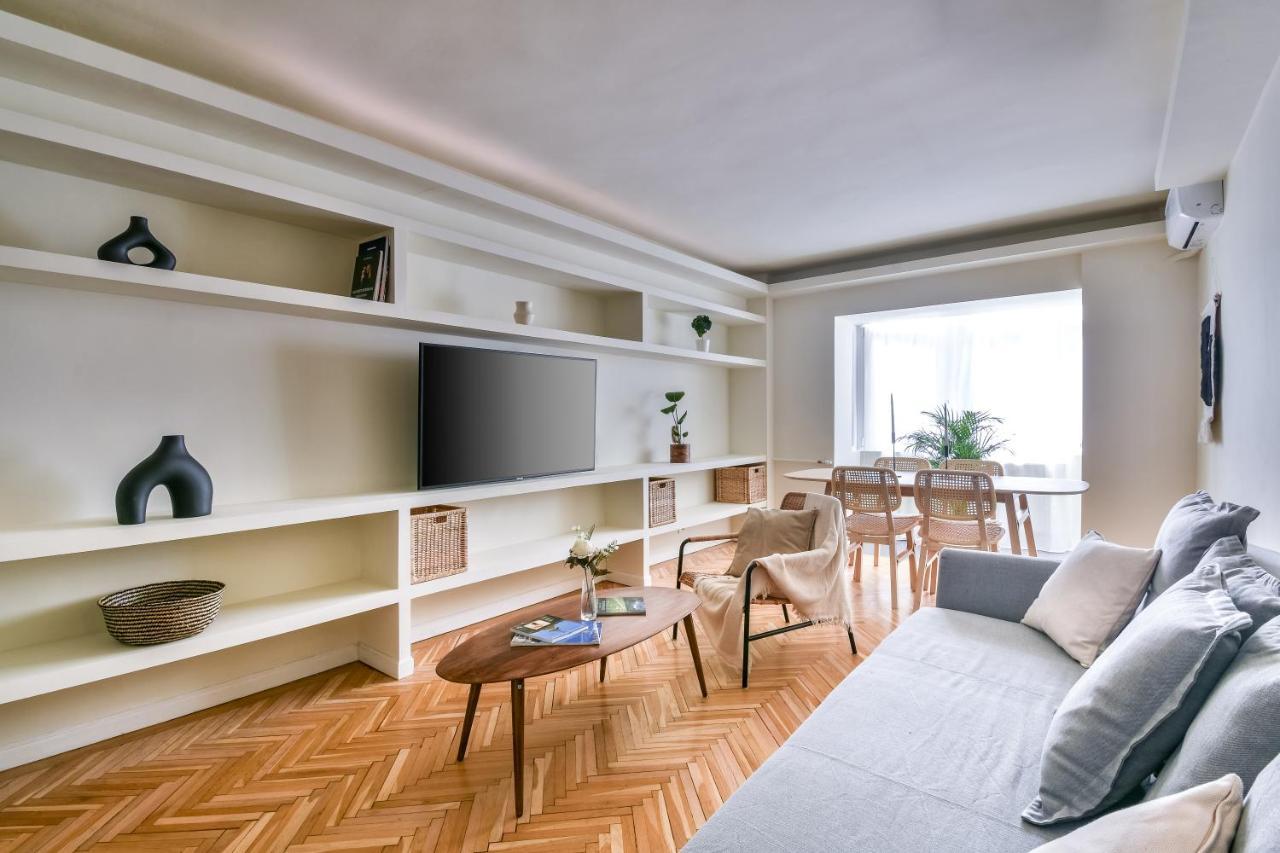 Unirii Center Apartments By Olala Homes Бухарест Екстер'єр фото